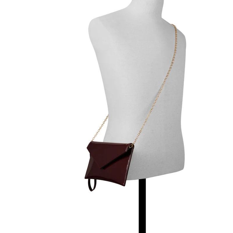 كول ات سبرنج Mackenziee clutch